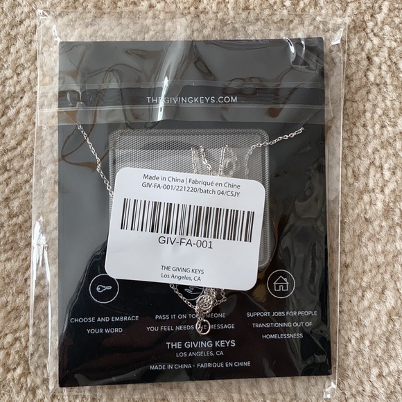 The Giving Keys Mini Believe Necklace - Picture 3 of 3